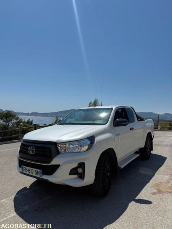 TOYOTA HILUX 43265 kms 2020 - Pick-up: das Bild 1 TOYOTA HILUX 43265 kms 2020 - Pick-up: das Bild 1