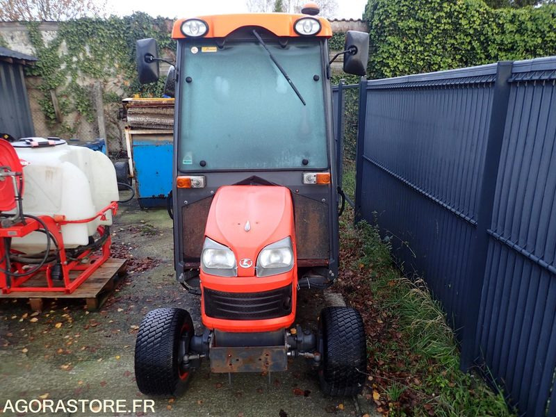 TRACTEUR KUBOTA BX2350 - Traktor: das Bild 2 TRACTEUR KUBOTA BX2350 - Traktor: das Bild 2