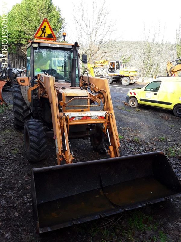 TRACTEUR RENAULT 750 MI CHARGEUR E3285 - Traktor: das Bild 3 TRACTEUR RENAULT 750 MI CHARGEUR E3285 - Traktor: das Bild 3