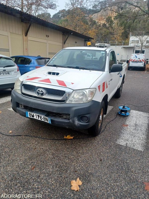 Toyota Hilux - 2011 - 251000kms - BW-176-BN - Pick-up: das Bild 1 Toyota Hilux - 2011 - 251000kms - BW-176-BN - Pick-up: das Bild 1