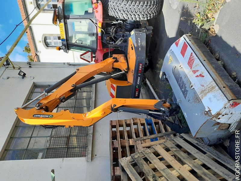 Tracteur Massey Ferguson + broyeur Noremat - Traktor: das Bild 5 Tracteur Massey Ferguson + broyeur Noremat - Traktor: das Bild 5