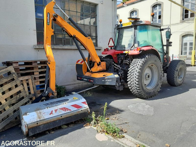 Tracteur Massey Ferguson + broyeur Noremat - Traktor: das Bild 4 Tracteur Massey Ferguson + broyeur Noremat - Traktor: das Bild 4