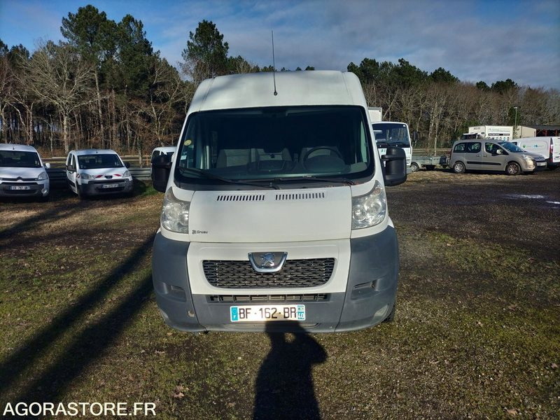PEUGEOT BOXER 4X4 - Transporter: das Bild 1 PEUGEOT BOXER 4X4 - Transporter: das Bild 1