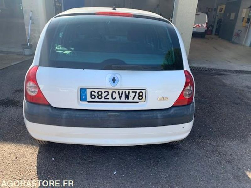 VOITURE CLIO RENAULT roulante - PKW: das Bild 3 VOITURE CLIO RENAULT roulante - PKW: das Bild 3