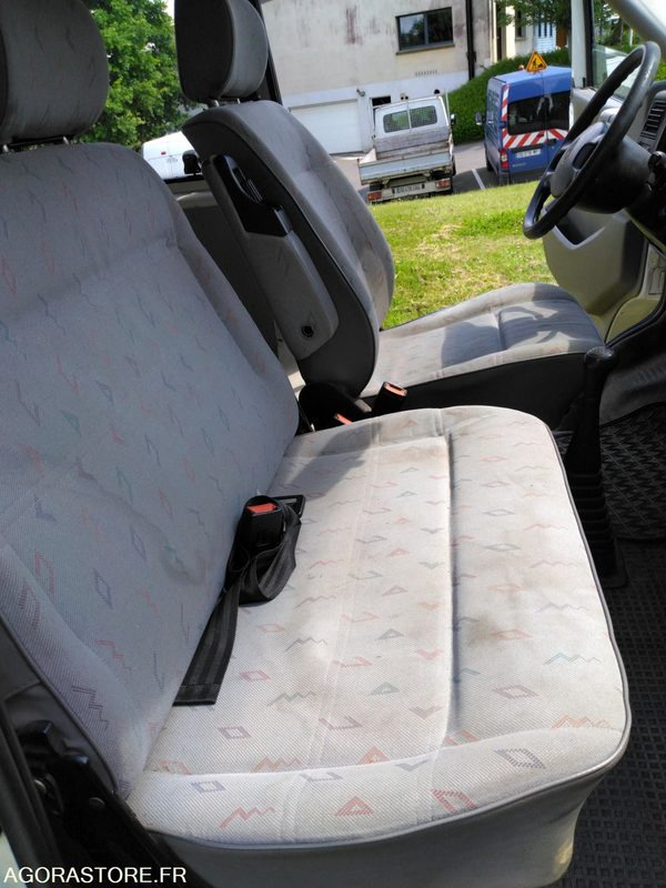 Volkswagen combi transporteur en l'état - Kleinbus, Personentransporter: das Bild 5 Volkswagen combi transporteur en l'état - Kleinbus, Personentransporter: das Bild 5