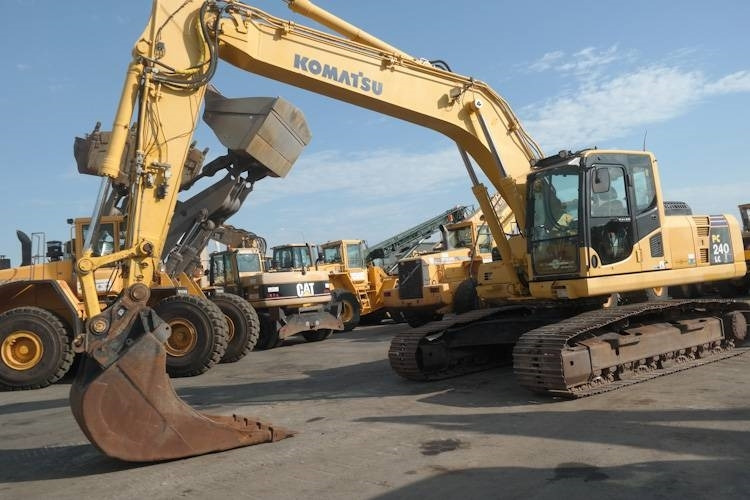Komatsu PC240-8 - Kettenbagger: das Bild 1 Komatsu PC240-8 - Kettenbagger: das Bild 1