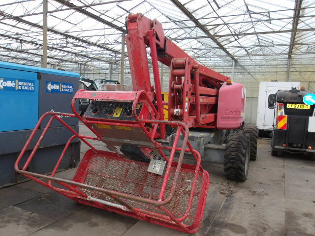 Genie Z45-25 - Gelenkarmbühne: das Bild 2 Genie Z45-25 - Gelenkarmbühne: das Bild 2