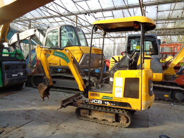 JCB 15C - Minibagger: das Bild 2 JCB 15C - Minibagger: das Bild 2