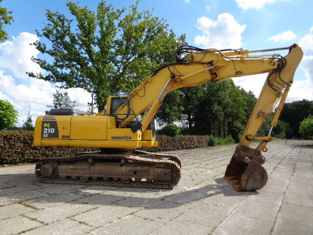 Komatsu PC210 LC-8 - Kettenbagger: das Bild 1 Komatsu PC210 LC-8 - Kettenbagger: das Bild 1