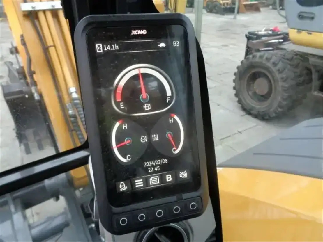 XCMG XE55GA - Kettenbagger: das Bild 2 XCMG XE55GA - Kettenbagger: das Bild 2