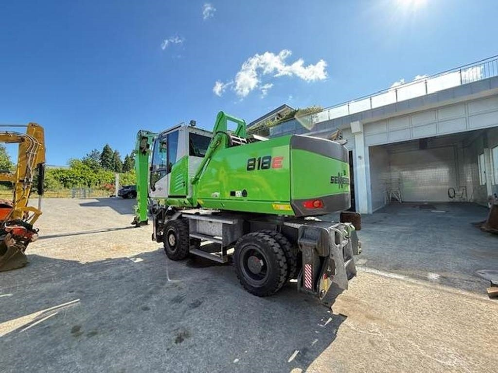 Sennebogen 818 E - Bagger: das Bild 3 Sennebogen 818 E - Bagger: das Bild 3