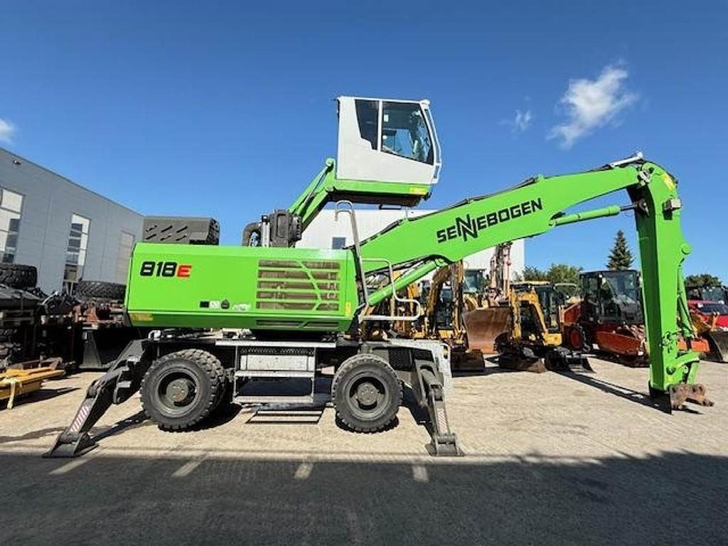 Sennebogen 818 E - Bagger: das Bild 2 Sennebogen 818 E - Bagger: das Bild 2