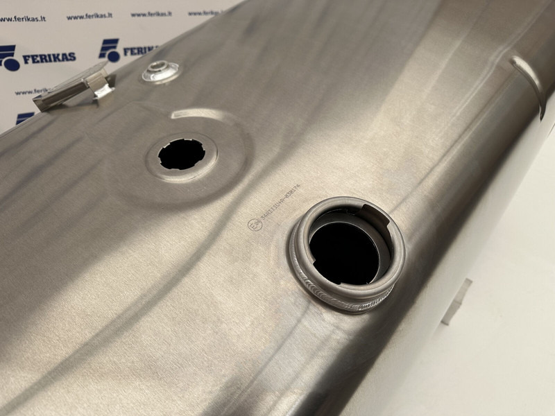 DAF New aluminum fuel tank 620L - Kraftstofftank für LKW: das Bild 4 DAF New aluminum fuel tank 620L - Kraftstofftank für LKW: das Bild 4