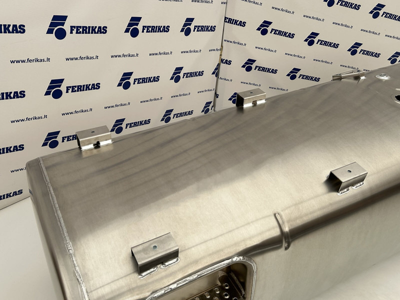 DAF New aluminum fuel tank 765L - Kraftstofftank für LKW: das Bild 5 DAF New aluminum fuel tank 765L - Kraftstofftank für LKW: das Bild 5