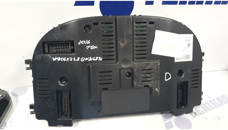 MAN instrument cluster - Armaturenbrett für LKW: das Bild 4 MAN instrument cluster - Armaturenbrett für LKW: das Bild 4