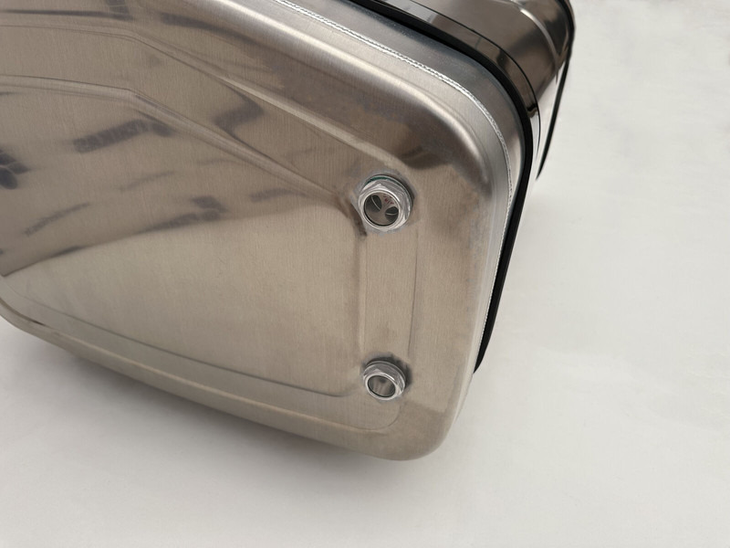 Mercedes-Benz - Hydrauliktank für LKW: das Bild 3 Mercedes-Benz - Hydrauliktank für LKW: das Bild 3