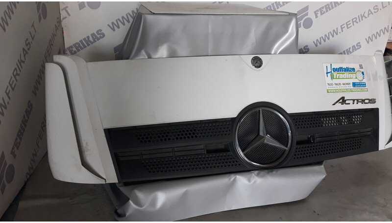 Mercedes-Benz MP4 complete front engine cover hood - Motorhaube für LKW: das Bild 1 Mercedes-Benz MP4 complete front engine cover hood - Motorhaube für LKW: das Bild 1