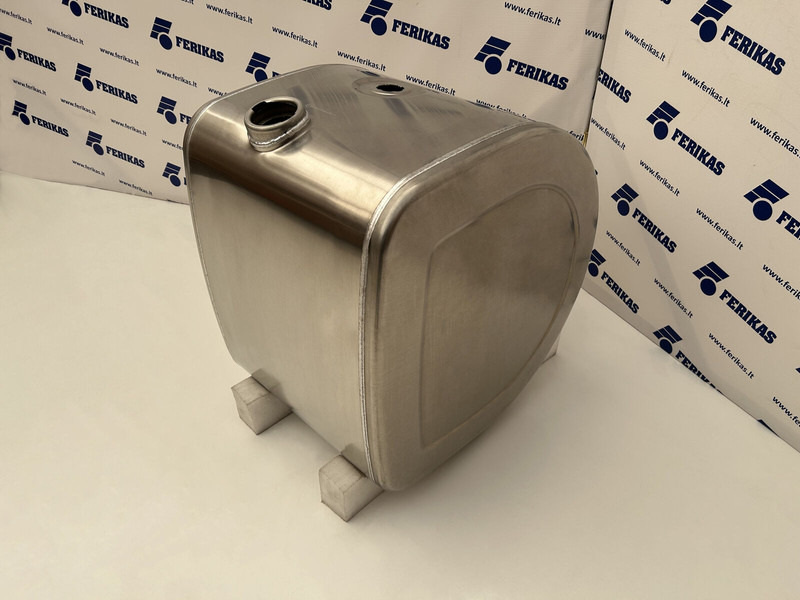 Volvo New aluminum fuel tank 240L - Kraftstofftank für LKW: das Bild 3 Volvo New aluminum fuel tank 240L - Kraftstofftank für LKW: das Bild 3