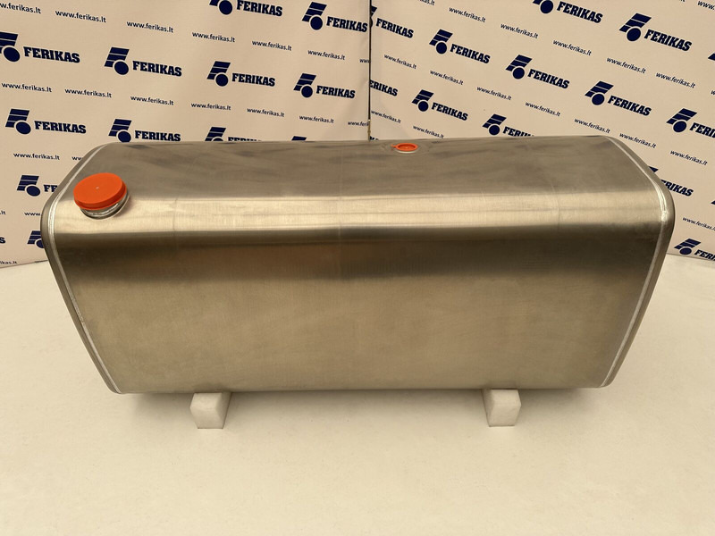 Volvo New aluminum fuel tank 610L - Kraftstofftank für LKW: das Bild 1 Volvo New aluminum fuel tank 610L - Kraftstofftank für LKW: das Bild 1