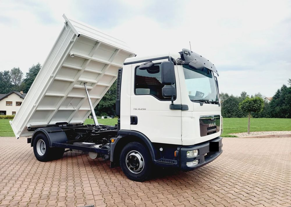 MAN TGL 12 250 EURO 5 !!! BLOKADA MOSTU !!!! - Kipper: das Bild 2 MAN TGL 12 250 EURO 5 !!! BLOKADA MOSTU !!!! - Kipper: das Bild 2