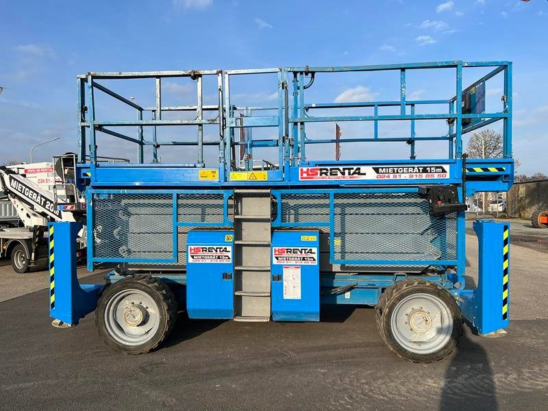 Genie GS4390 RT diesel 4x4 15m (1541) - Scherenbühne: das Bild 2 Genie GS4390 RT diesel 4x4 15m (1541) - Scherenbühne: das Bild 2