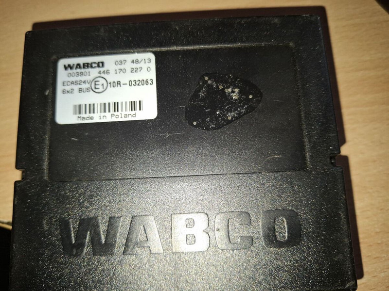 MAN VDO 412.409/007/002. 412.413.009\008 . 412.413.005.003 - Steuergerät: das Bild 4 MAN VDO 412.409/007/002. 412.413.009\008 . 412.413.005.003 - Steuergerät: das Bild 4