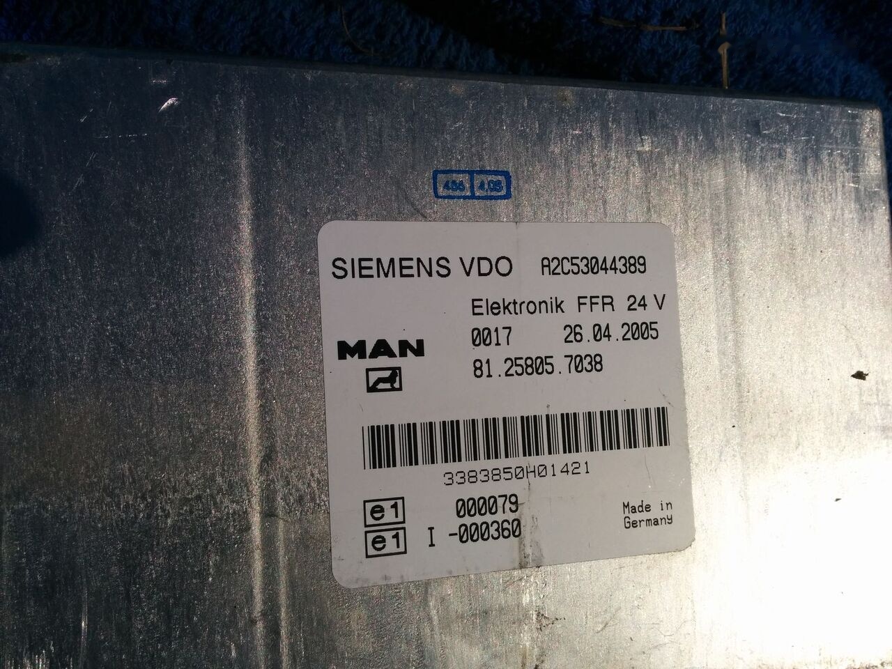 MAN VDO A2C53044389 . 81.25805.7038 .412.413.1.2. - Steuergerät für Bus: das Bild 2 MAN VDO A2C53044389 . 81.25805.7038 .412.413.1.2. - Steuergerät für Bus: das Bild 2