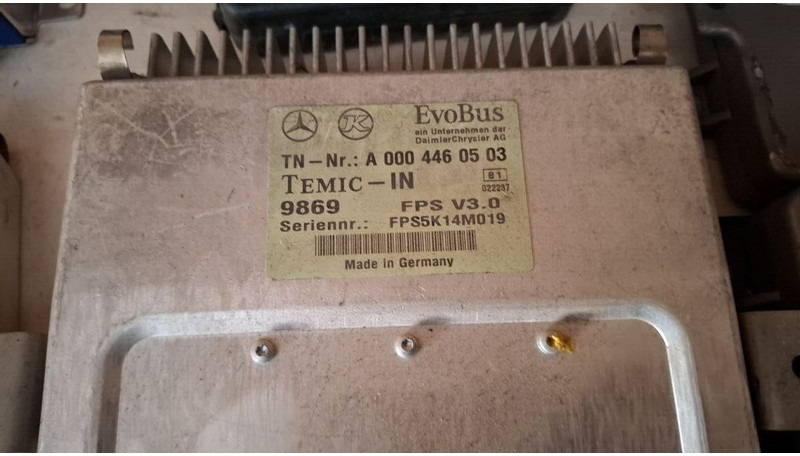 Mercedes-Benz - Steuergerät: das Bild 3 Mercedes-Benz - Steuergerät: das Bild 3