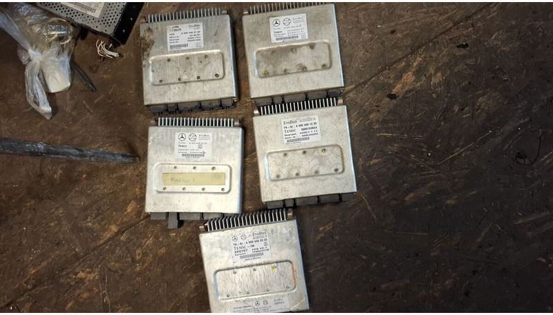 Mercedes-Benz - Steuergerät: das Bild 1 Mercedes-Benz - Steuergerät: das Bild 1