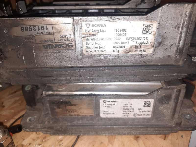 Scania Control Unit Optikruise 1404685 . 1434153 - Steuergerät: das Bild 1 Scania Control Unit Optikruise 1404685 . 1434153 - Steuergerät: das Bild 1