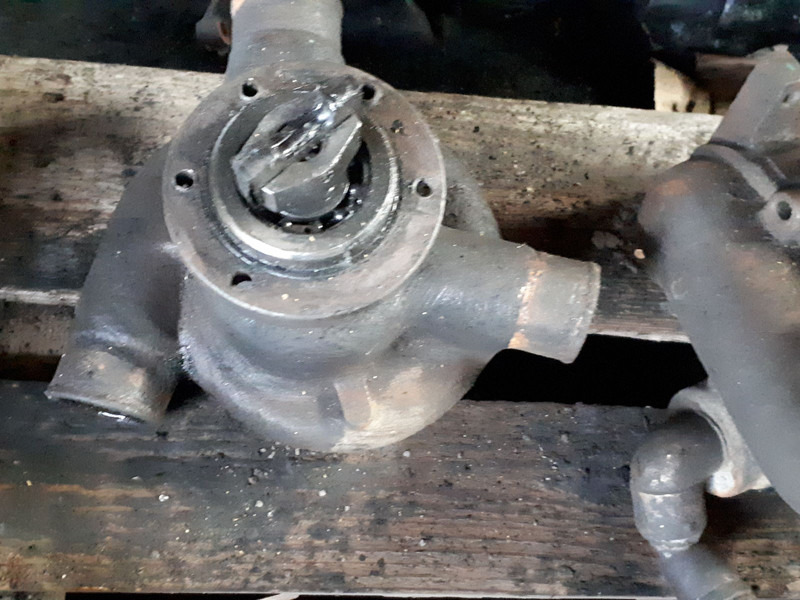 Volvo 4572010401. A4962010231 - Kühlmittelpumpe: das Bild 4 Volvo 4572010401. A4962010231 - Kühlmittelpumpe: das Bild 4