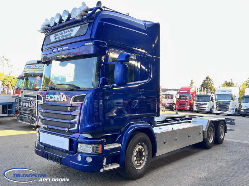 Scania R730 V8 6x4, Retarder, Clutch! Pto - Fahrgestell LKW: das Bild 3 Scania R730 V8 6x4, Retarder, Clutch! Pto - Fahrgestell LKW: das Bild 3