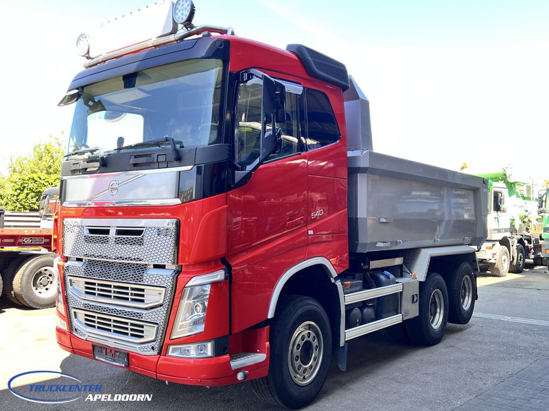 Volvo FH 540 6x4 Tandem lift, Retarder, Big axles - Kipper: das Bild 3 Volvo FH 540 6x4 Tandem lift, Retarder, Big axles - Kipper: das Bild 3