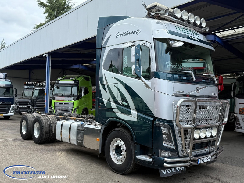 Volvo FH 750 6x4, Steel - Air, Globetrotter XL - Fahrgestell LKW: das Bild 1 Volvo FH 750 6x4, Steel - Air, Globetrotter XL - Fahrgestell LKW: das Bild 1