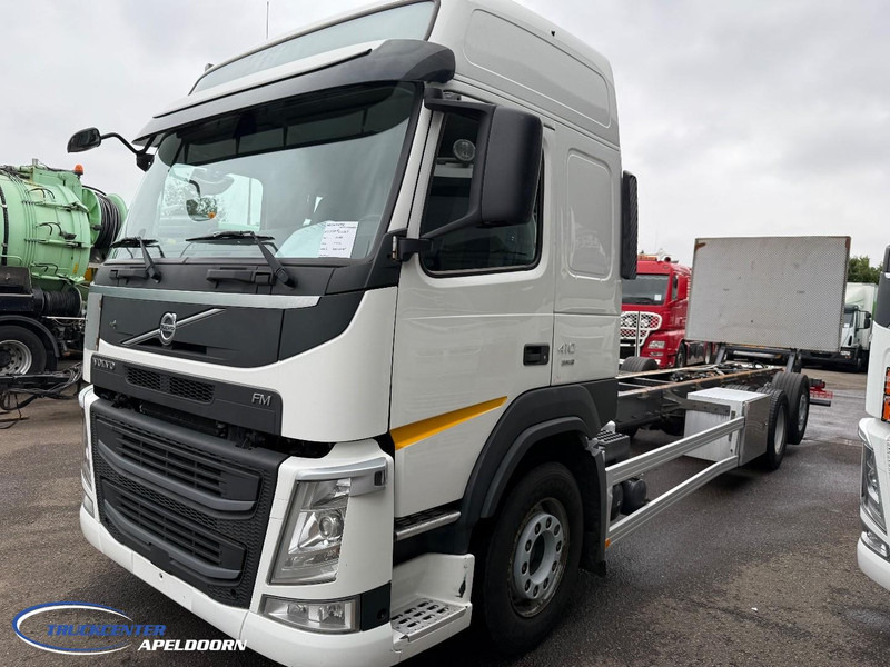 Volvo FM 410 379000 km, 6x2, Globetrotter - Fahrgestell LKW: das Bild 3 Volvo FM 410 379000 km, 6x2, Globetrotter - Fahrgestell LKW: das Bild 3