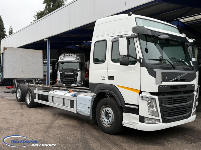 Volvo FM 410 379000 km, 6x2, Globetrotter - Fahrgestell LKW: das Bild 1 Volvo FM 410 379000 km, 6x2, Globetrotter - Fahrgestell LKW: das Bild 1