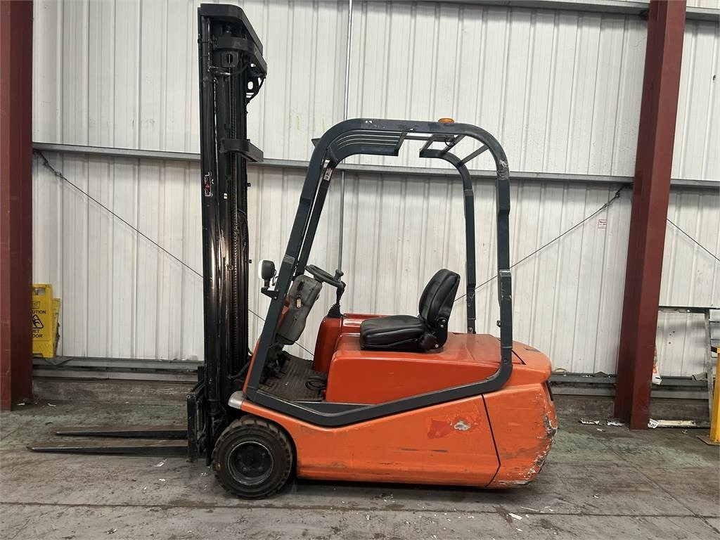 BT CBE2.0T - Elektrostapler: das Bild 1 BT CBE2.0T - Elektrostapler: das Bild 1