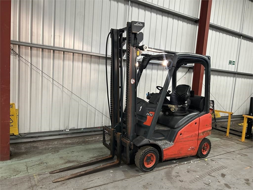 Linde H14T-01 - Treibgasstapler: das Bild 2 Linde H14T-01 - Treibgasstapler: das Bild 2