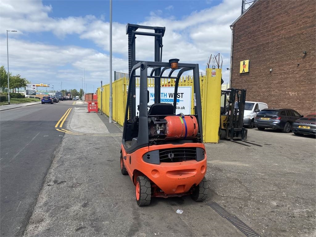 Linde H16T-03 - Treibgasstapler: das Bild 3 Linde H16T-03 - Treibgasstapler: das Bild 3