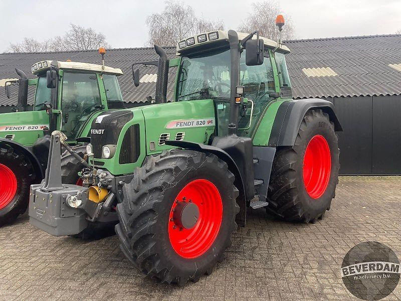 Fendt 820 Vario TMS - Traktor: das Bild 2 Fendt 820 Vario TMS - Traktor: das Bild 2