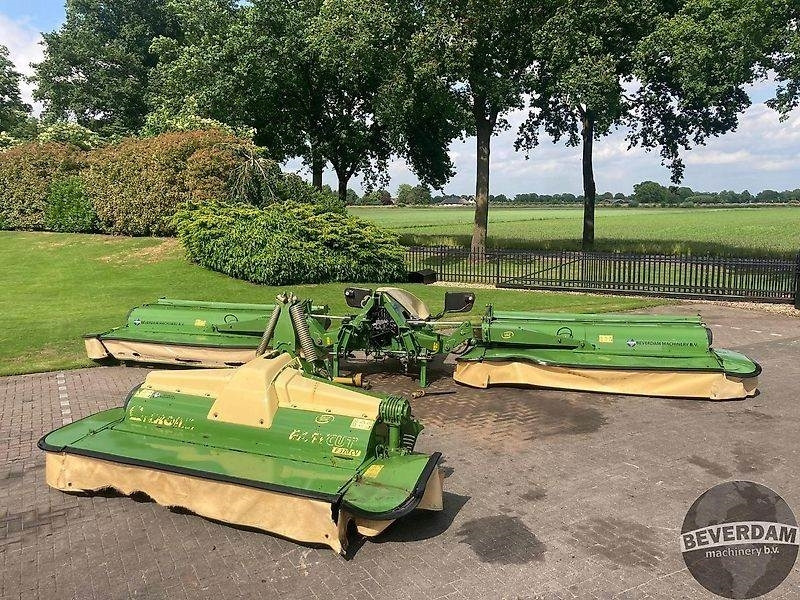 Krone Easy Cut B 1000 CV - EC F 320 CV - Mähwerk: das Bild 1 Krone Easy Cut B 1000 CV - EC F 320 CV - Mähwerk: das Bild 1