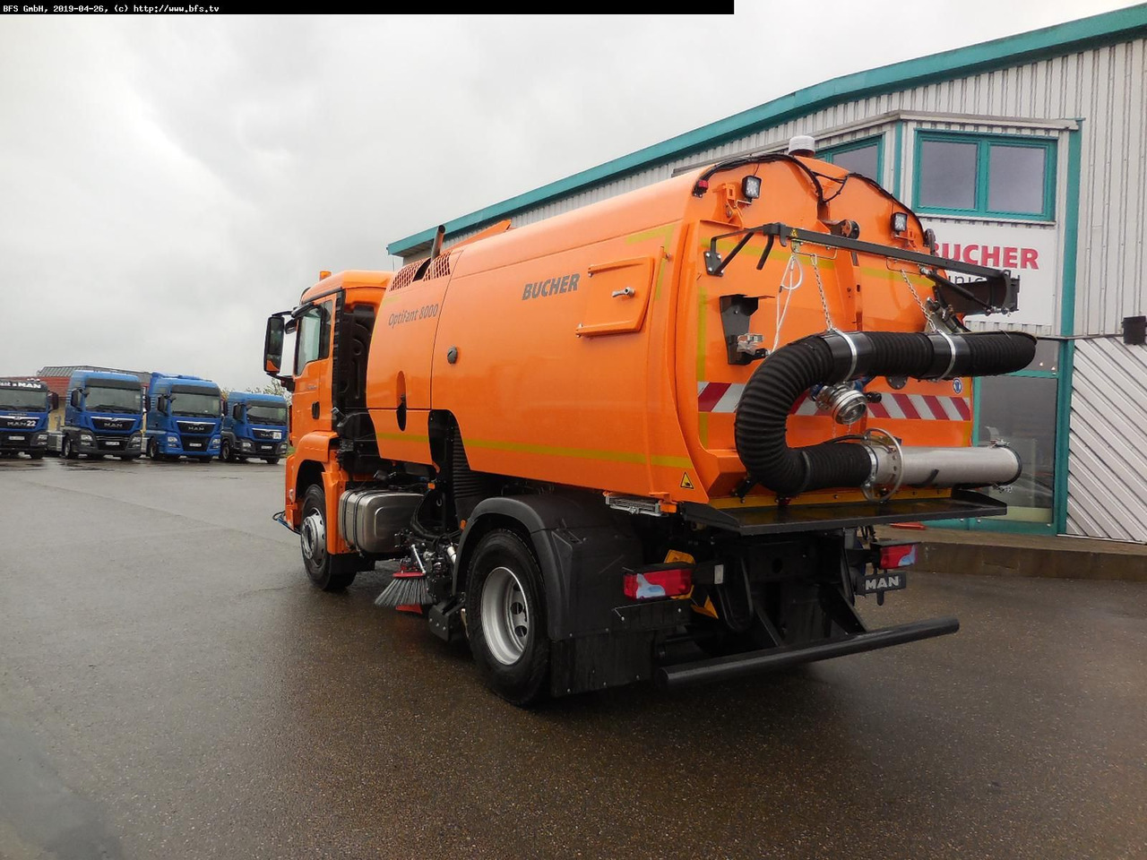 MAN TGS 18.420 4X2 BL Bucher OF 8000 TWIN beidseitig - Kehrmaschine: das Bild 3 MAN TGS 18.420 4X2 BL Bucher OF 8000 TWIN beidseitig - Kehrmaschine: das Bild 3