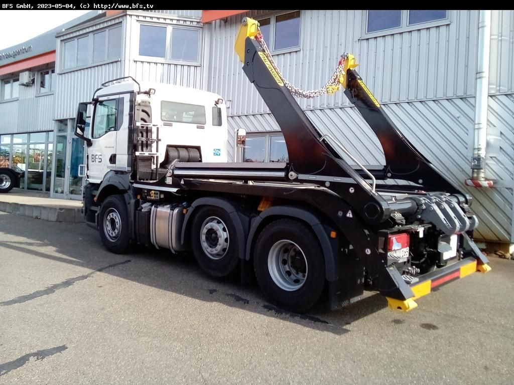 MAN TGS (TG3) 26.430 6x2-4 BL CH VL-Achser, Palfinge - Absetzkipper: das Bild 3 MAN TGS (TG3) 26.430 6x2-4 BL CH VL-Achser, Palfinge - Absetzkipper: das Bild 3