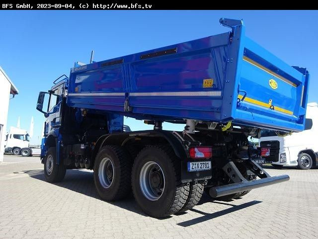MAN TGS (TG3) 26.520 6x4 BB CH Bordmatik links, 3-Se - Kipper: das Bild 2 MAN TGS (TG3) 26.520 6x4 BB CH Bordmatik links, 3-Se - Kipper: das Bild 2