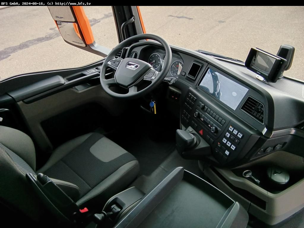 MAN TGS (TG3) 35.510 8x4-4 BL CH Canalmaster F 135 E - Saug-/ Spülfahrzeug: das Bild 4 MAN TGS (TG3) 35.510 8x4-4 BL CH Canalmaster F 135 E - Saug-/ Spülfahrzeug: das Bild 4