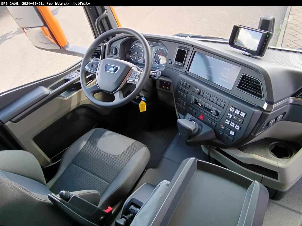 MAN TGS (TG3) 35.510 8x4-4 BL CH MÜLLER Canalmaster - Saug-/ Spülfahrzeug: das Bild 4 MAN TGS (TG3) 35.510 8x4-4 BL CH MÜLLER Canalmaster - Saug-/ Spülfahrzeug: das Bild 4