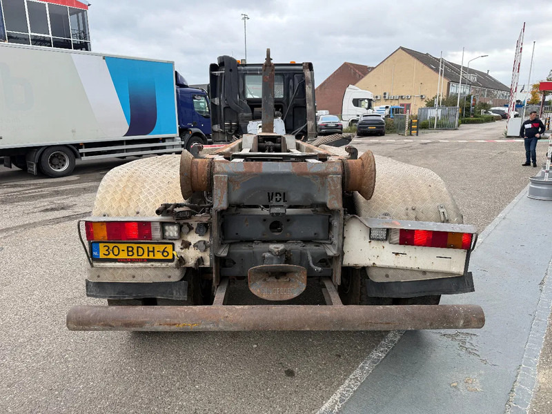DAF CF 85.460 8X4 EURO 5 - FULL STEEL SUSP. - MANUAL GEAR - BIG AXLES + VDL HOOKLIFT - Abrollkipper: das Bild 5 DAF CF 85.460 8X4 EURO 5 - FULL STEEL SUSP. - MANUAL GEAR - BIG AXLES + VDL HOOKLIFT - Abrollkipper: das Bild 5