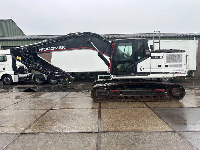 Hidromek HMK 230LC-4 CE, 700 MM PADS, CV, PIPED AUX PIPING,QH, AUTO LUBE, AC REVERSE CAMERA - Kettenbagger: das Bild 1 Hidromek HMK 230LC-4 CE, 700 MM PADS, CV, PIPED AUX PIPING,QH, AUTO LUBE, AC REVERSE CAMERA - Kettenbagger: das Bild 1