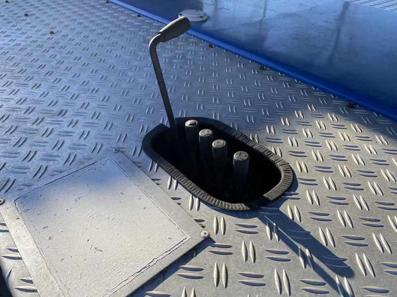 Autokran Iveco EuroCargo 90 E18 - EURO 5 + KLAAS ALU-KRAN 30 METER MET REMOTE: das Bild 20 Autokran Iveco EuroCargo 90 E18 - EURO 5 + KLAAS ALU-KRAN 30 METER MET REMOTE: das Bild 20