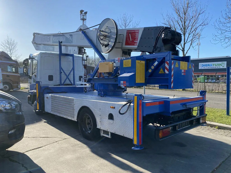 Autokran Iveco EuroCargo 90 E18 - EURO 5 + KLAAS ALU-KRAN 30 METER MET REMOTE: das Bild 12 Autokran Iveco EuroCargo 90 E18 - EURO 5 + KLAAS ALU-KRAN 30 METER MET REMOTE: das Bild 12